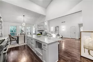 95 Lake Top Ct, Roswell, GA 30076 - Photo 13