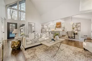 95 Lake Top Ct, Roswell, GA 30076 - Photo 3