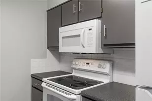 475 Mount Vernon Hwy NE, Atlanta, GA 30328 - Photo 13