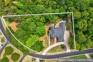 1975 Tee Dr, Braselton, GA 30517 - Photo 3