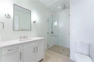 3376 Peachtree Rd NE, Atlanta, GA 30326 - Photo 23