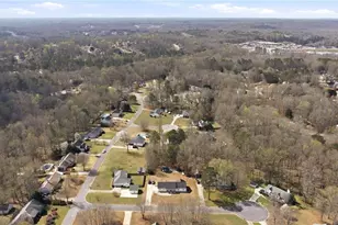 37 Cheatham Blf, Jefferson, GA 30549 - Photo 33