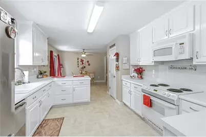 37 Cheatham Bluff, Jefferson, GA 30549 - Photo 13