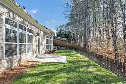 1536 Habershal Road NW, Atlanta, GA 30318 - Photo 39