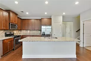 1536 Habershal Road NW, Atlanta, GA 30318 - Photo 11