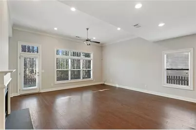 1536 Habershal Road NW, Atlanta, GA 30318 - Photo 9