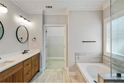 1536 Habershal Road NW, Atlanta, GA 30318 - Photo 25