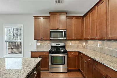 1536 Habershal Road NW, Atlanta, GA 30318 - Photo 7