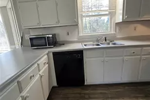 30 Meadowbrook Dr, McDonough, GA 30253 - Photo 3