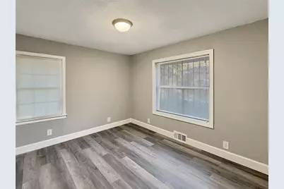 2955 Wanda Circle SW, Atlanta, GA 30315 - Photo 9