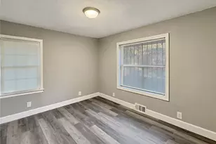 2955 Wanda Cir SW, Atlanta, GA 30315 - Photo 9