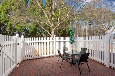 8310 Parker Place, Roswell, GA 30076 - Photo 37