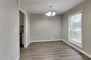 355 Ridgemont Dr, Lawrenceville, GA 30046 - Photo 7