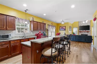 1227 Castle Point Court SW, Conyers, GA 30094 - Photo 15