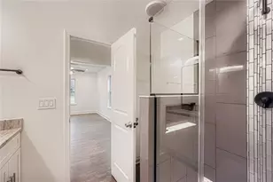 1688 Oak Knoll Cir SE, Atlanta, GA 30315 - Photo 23