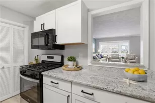 106 Berkeley Woods Dr, Duluth, GA 30096 - Photo 7