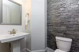 2160 Prestwick Ct, Atlanta, GA 30319 - Photo 11