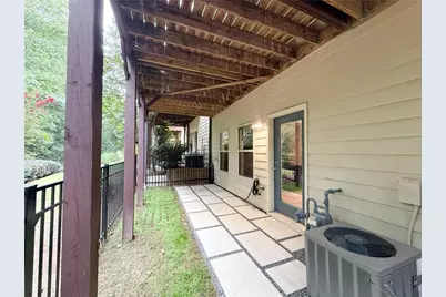 2154 W Village Lane, Smyrna, GA 30080 - Photo 25