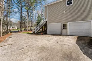 437 Sweetgum Dr, Woodstock, GA 30188 - Photo 3