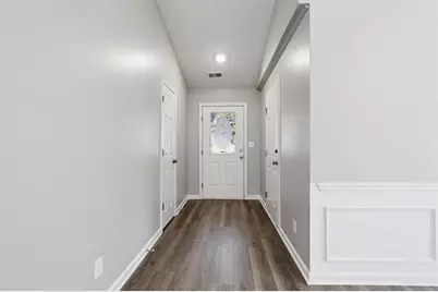 875 Oaklen View Drive, Sugar Hill, GA 30518 - Photo 5