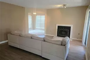 105 Mill Pond Ct SE, Smyrna, GA 30082 - Photo 13