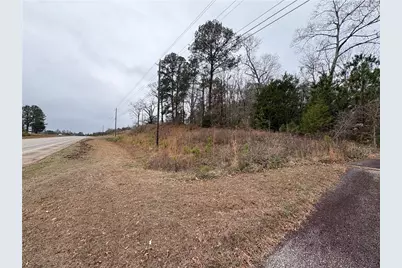 2239 Pegasus Parkway, Lagrange, GA 30240 - Photo 11