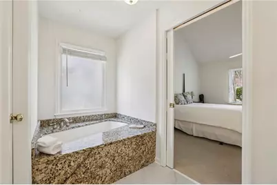 615 Roswell Green Lane, Roswell, GA 30075 - Photo 17