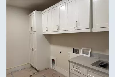 4585 Mystic Drive NE, Atlanta, GA 30342 - Photo 25