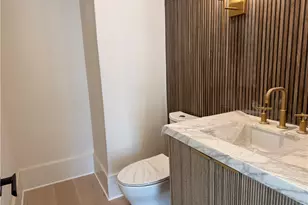 4585 Mystic Dr NE, Atlanta, GA 30342 - Photo 19