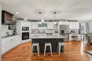 6471 Forsyth Dr, Cumming, GA 30028 - Photo 3