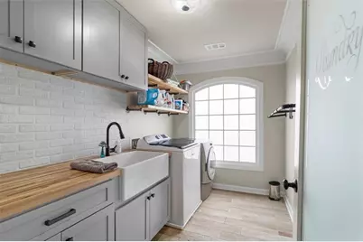 658 Vinings Estates Drive SE, Mableton, GA 30126 - Photo 35