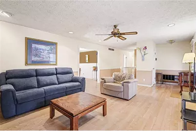 243 Sabrina Court, Woodstock, GA 30188 - Photo 5