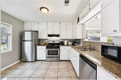 5375 Kirk Drive, Atlanta, GA 30349 - Photo 3