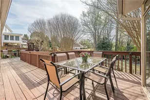 220 Saddle Lake Dr, Roswell, GA 30076 - Photo 53