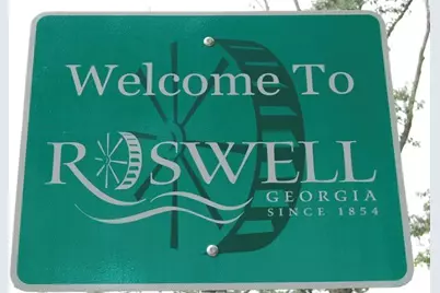 220 Saddle Lake Drive, Roswell, GA 30076 - Photo 89