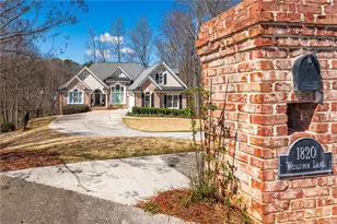 1820 Wesleyan Ln, Loganville, GA 30052 - Photo 3