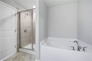 327 Cashes Ct, Lilburn, GA 30047 - Photo 27