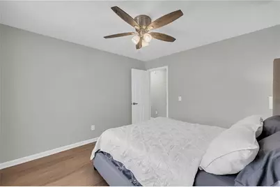 4605 Creek Bluff Drive, Sugar Hill, GA 30518 - Photo 27