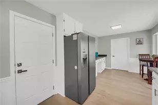 4605 Creek Bluff Dr, Sugar Hill, GA 30518 - Photo 11