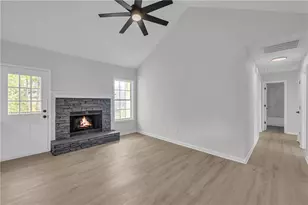 301 Jonaquil Ave, Auburn, GA 30011 - Photo 13