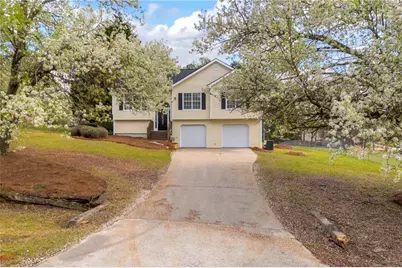 301 Jonaquil Avenue, Auburn, GA 30011 - Photo 3