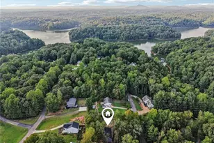 3662 Lakeview Dr, Gainesville, GA 30501 - Photo 5