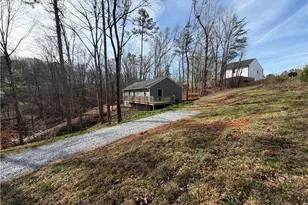 3662 Lakeview Dr, Gainesville, GA 30501 - Photo 39