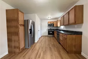 3662 Lakeview Dr, Gainesville, GA 30501 - Photo 17