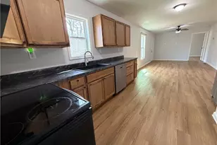 3662 Lakeview Dr, Gainesville, GA 30501 - Photo 19