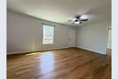 3662 Lakeview Drive, Gainesville, GA 30501 - Photo 11