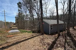 3662 Lakeview Dr, Gainesville, GA 30501 - Photo 43