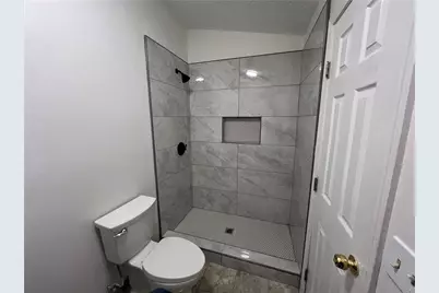 1260 Della Way, Lawrenceville, GA 30043 - Photo 11