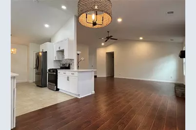 1260 Della Way, Lawrenceville, GA 30043 - Photo 7