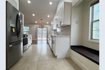 1260 Della Way, Lawrenceville, GA 30043 - Photo 9